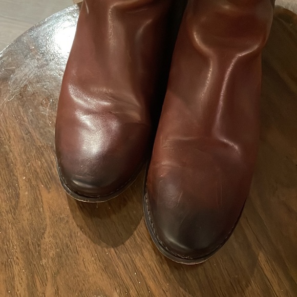 Frye Paige Leather boot, size 8.5. - Picture 3 of 4
